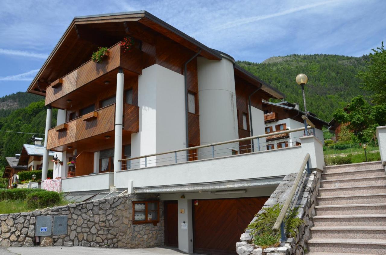 Appartamento Giada Pozzale Di Pieve Di Cadore Exterior photo